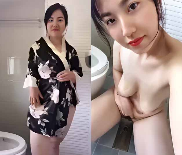 Schönes Mädchen flirtet extrem giftig auf der Toilette